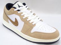 ナイキ AIR JORDAN 1 LOW SE DZ4130-201