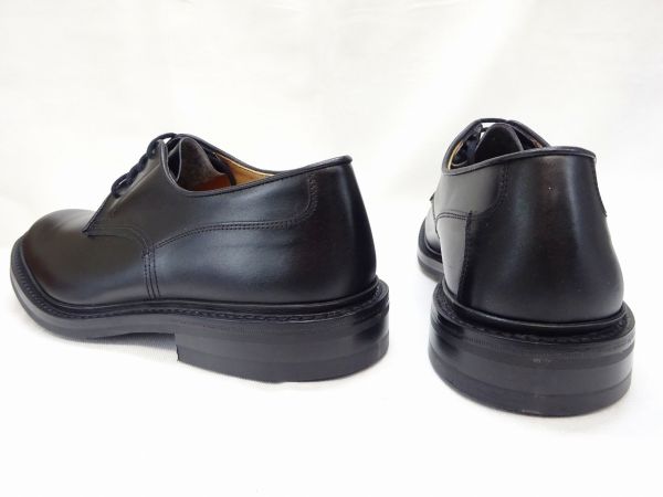 トリッカーズ Tricker's 5636-8 WOODSTOCK BLACK BOX CALF