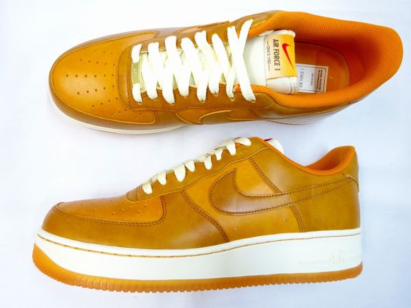 ナイキ AIR FORCE 1 ’07 LV8 HQ3639-720